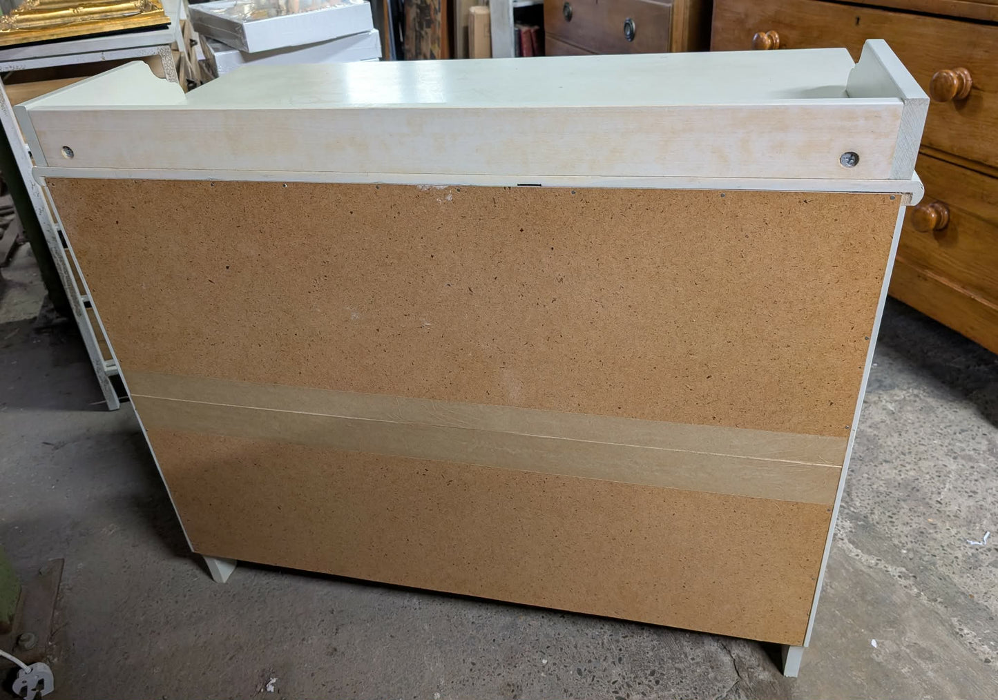 White Chest of Drawers / Dresser / Wood / Bedroom
