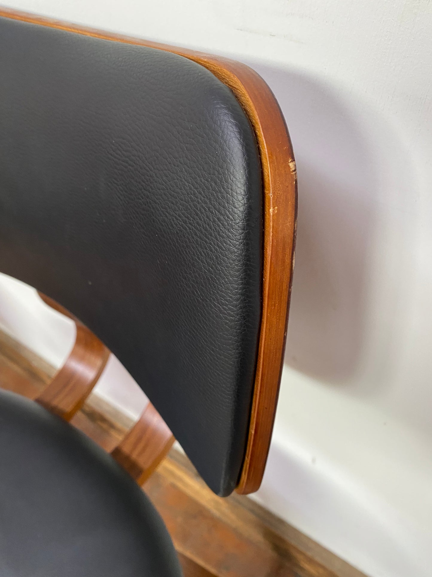 3 x stylish dining chairs