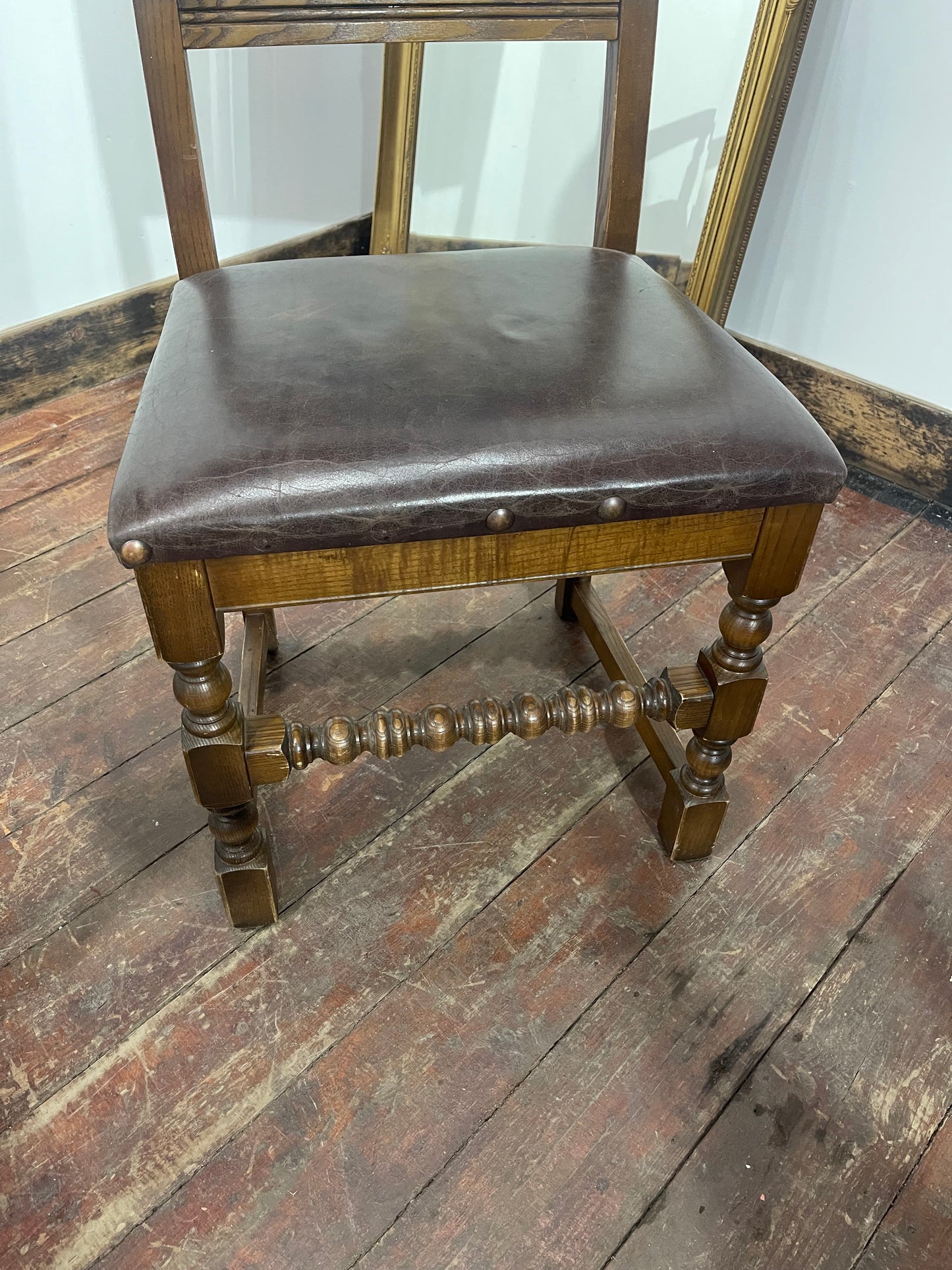 Set of 6 Traditional Jacobean-Style Leather & Oak Dining Chairs