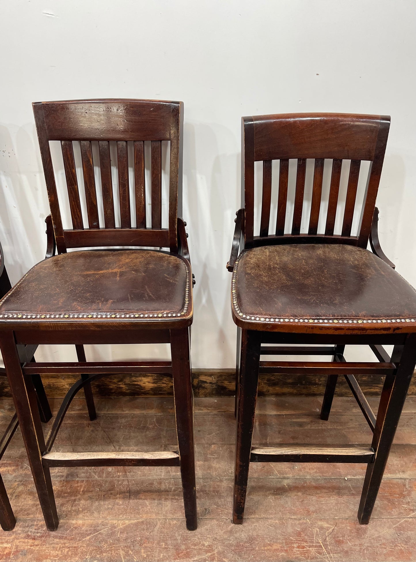 Set of 4 traditional wooden pub bar stools