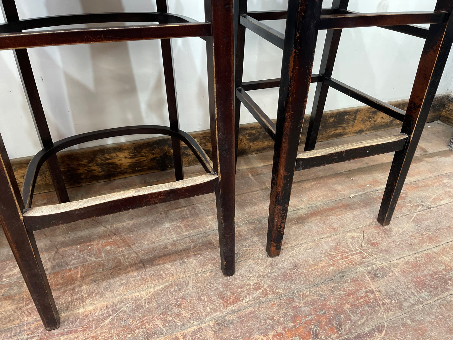 Set of 4 traditional wooden pub bar stools