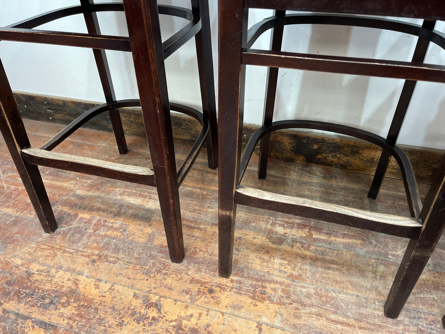 Set of 4 traditional wooden pub bar stools
