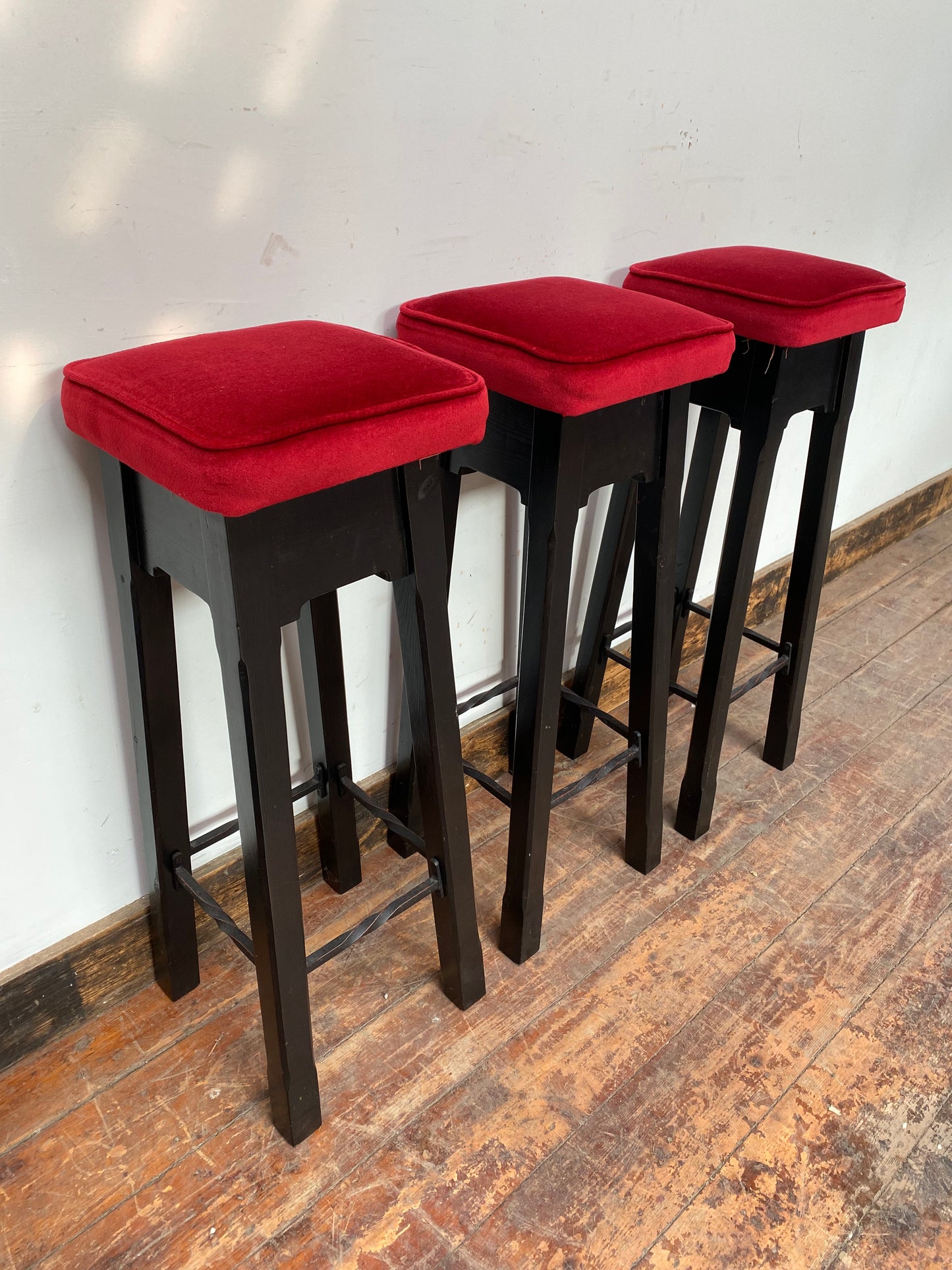 3 x retro style bar stools with red seats