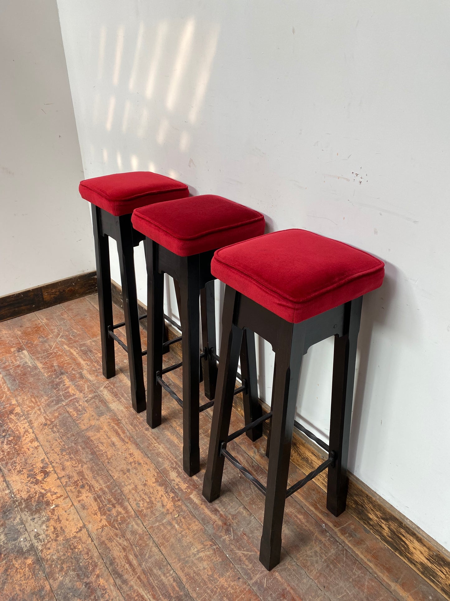3 x retro style bar stools with red seats