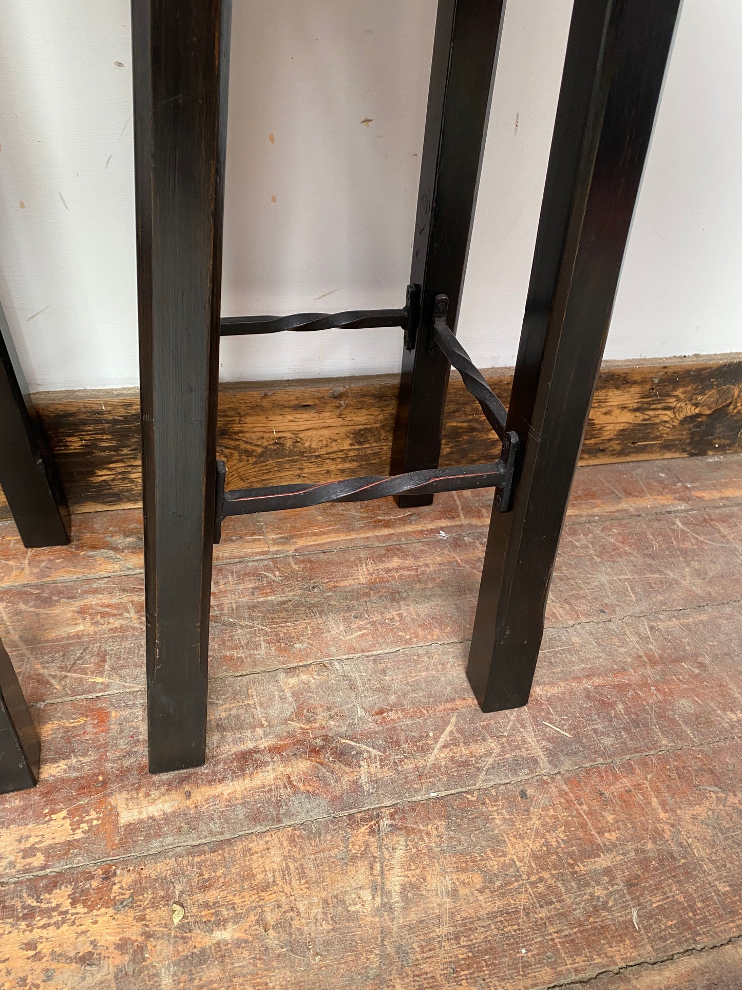 3 x retro style bar stools with red seats