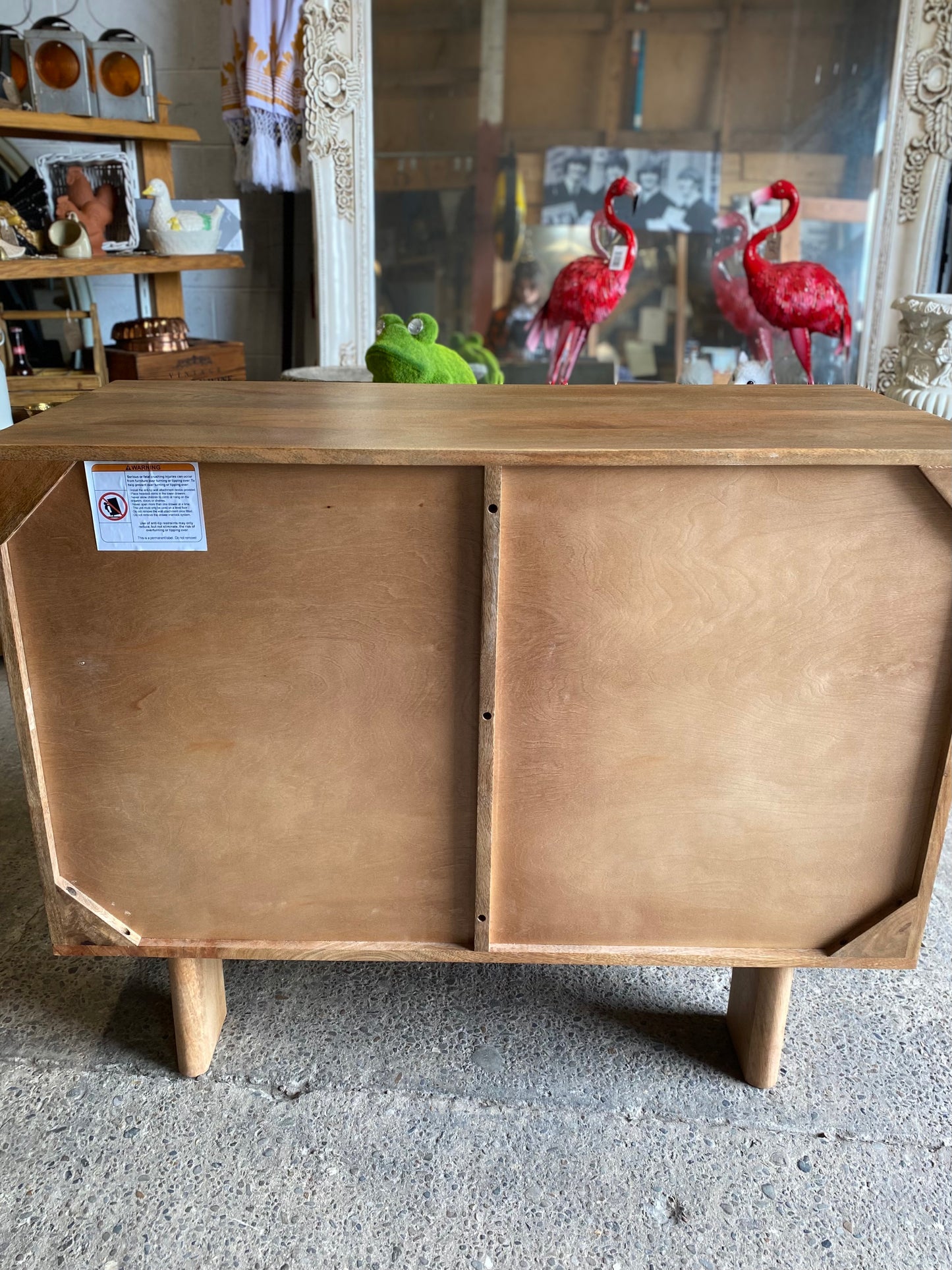 Stylish cabinet with geometric door design
