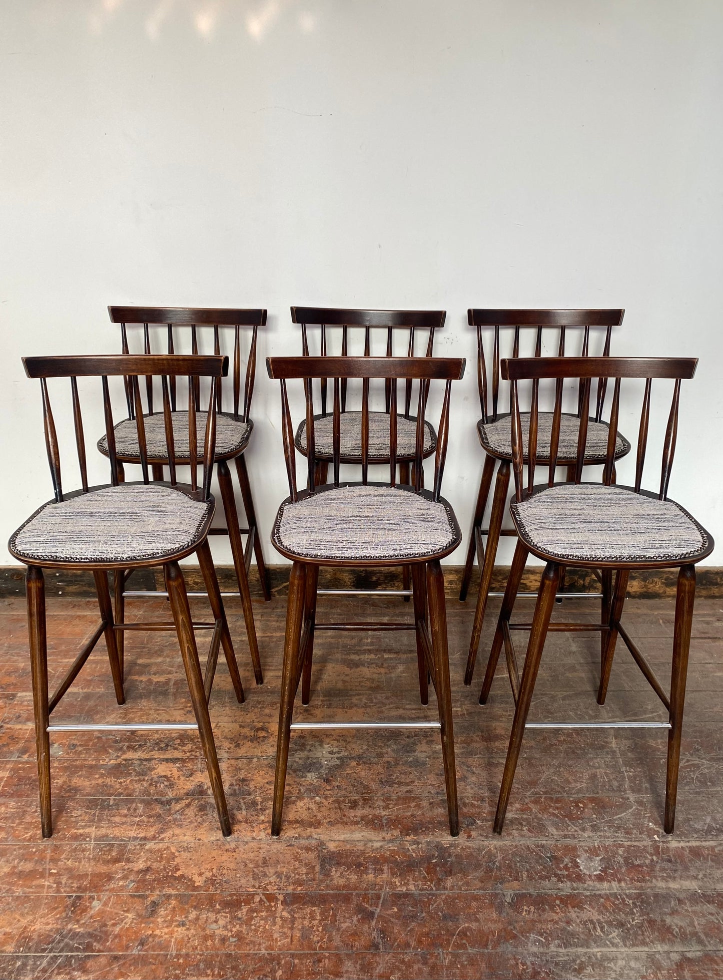 Set of 6 x retro style wooden bar stools
