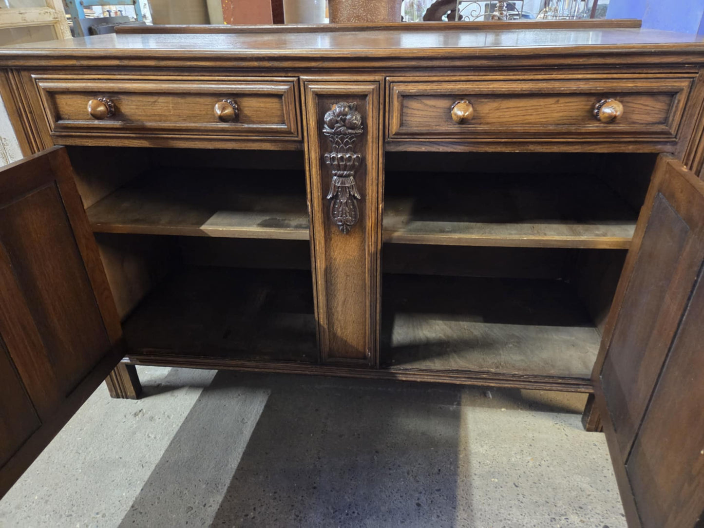 Vintage Style Engraved Wooden Storage Unit with Double Cabinet and Drawers