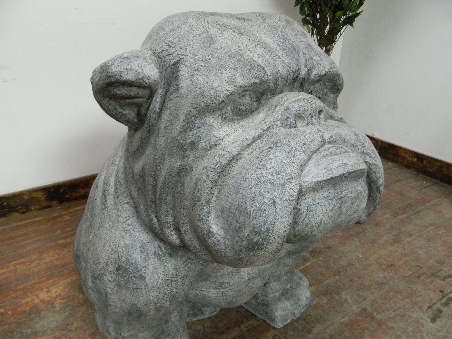 LARGE OUTDOOR BULLDOG  ORNIMENT (NEW) - Browsers Emporium