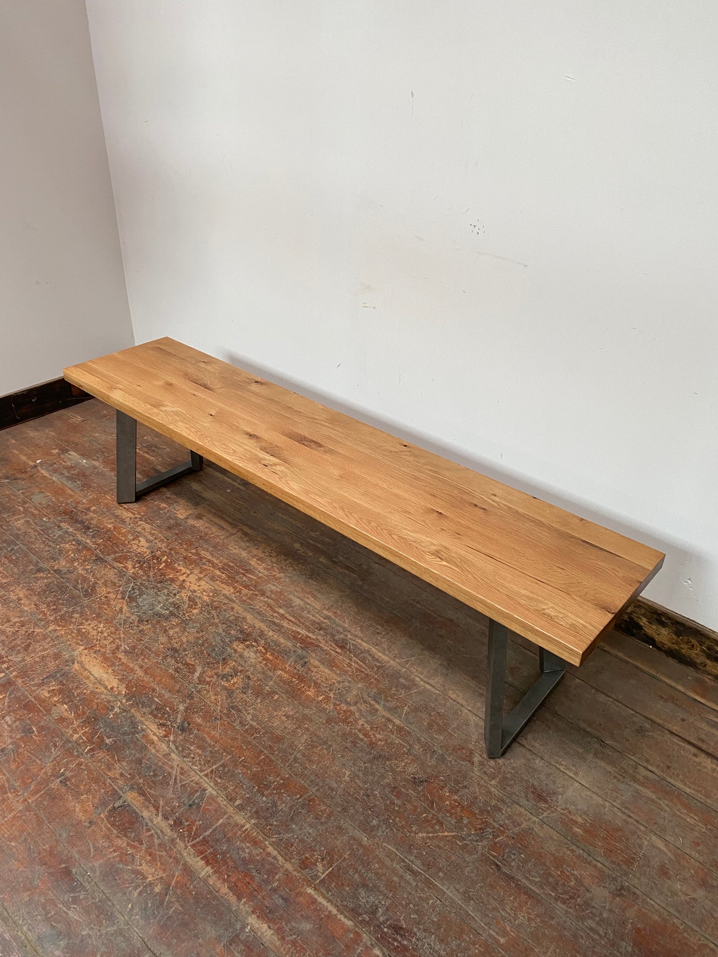 SOLID OAK BENCH METAL BASE (NEW)