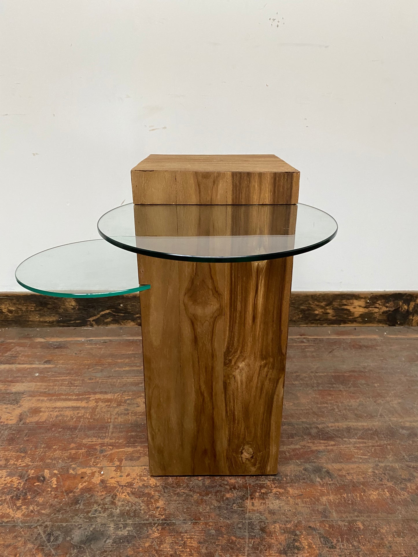 RECLAIMED TEAK SIDE TABLE