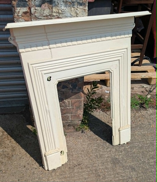 White Cast Iron Fireplace Surround / Mantlepiece