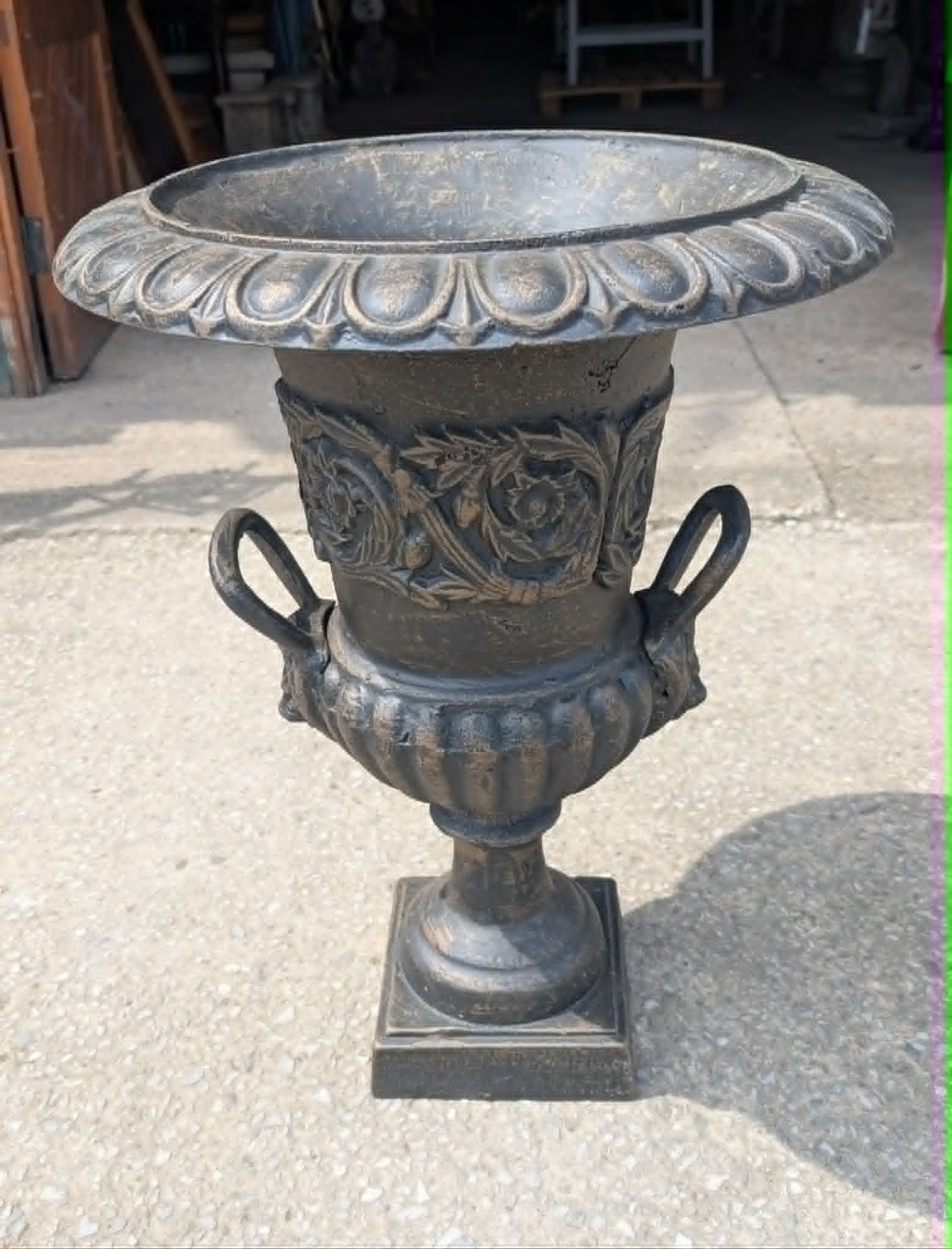 Share Medium Sized Cast Iron Urn / Planter / Garden Ornament