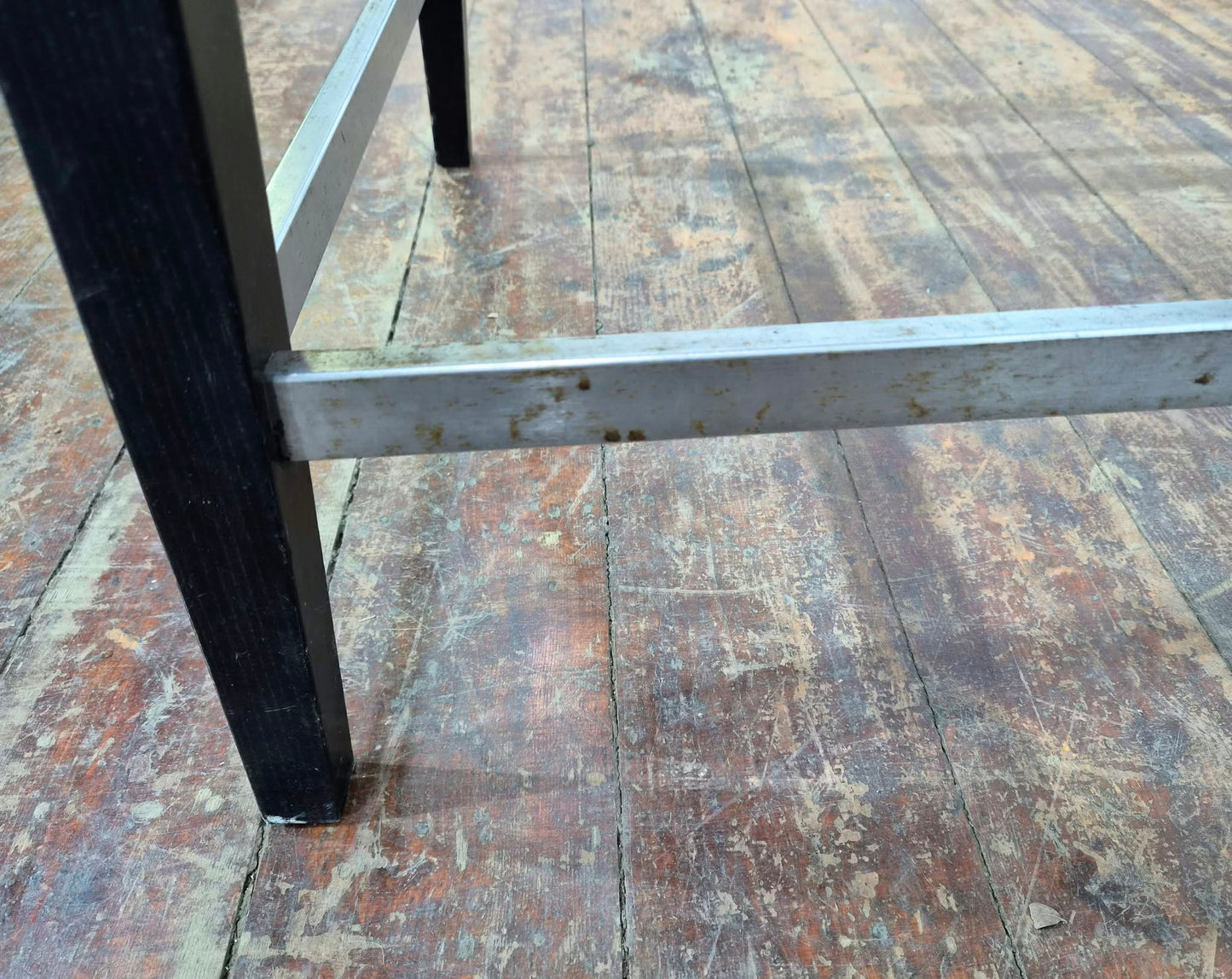 Check Pattern / Mirror Edge Poseur Table with Black Wooden Frame