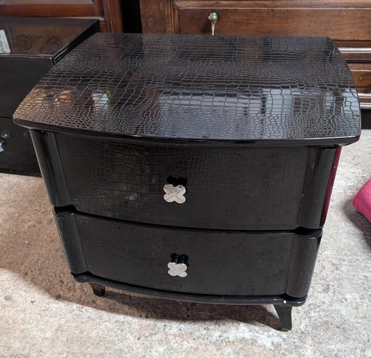 Small Black Chest of Drawers with Soft Closing Drawers and Snakeskin Texture