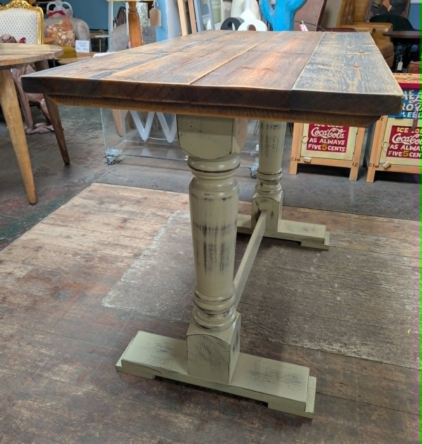 Rectangular pub poseur table