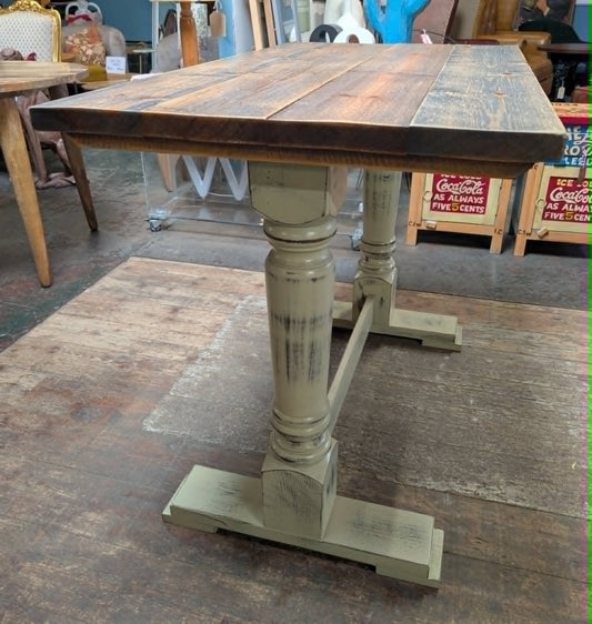 Rectangular pub poseur table