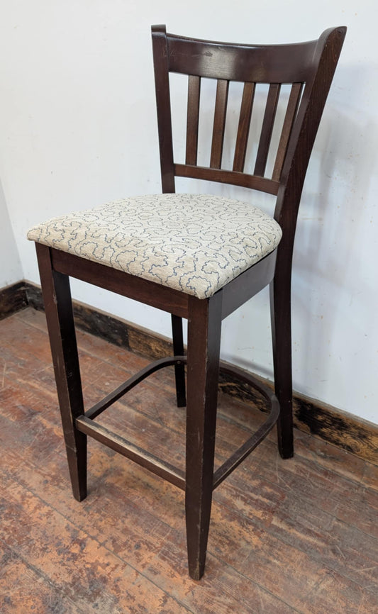 Single High Back Bar Stool / White Fabric Patterned Seat / Dark Wood Frame