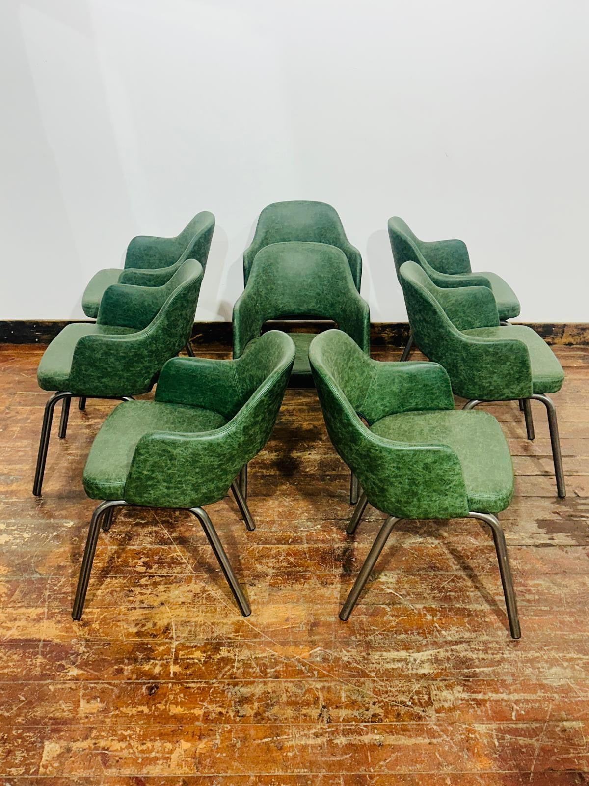 Set of 8 Green Leather Dining Chairs Armchairs Metal Legs Restaurant Cafe