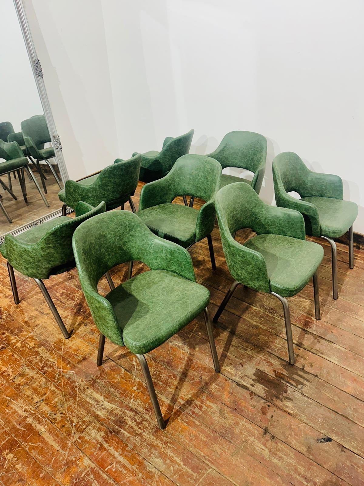 Set of 8 Green Leather Dining Chairs Armchairs Metal Legs Restaurant Cafe