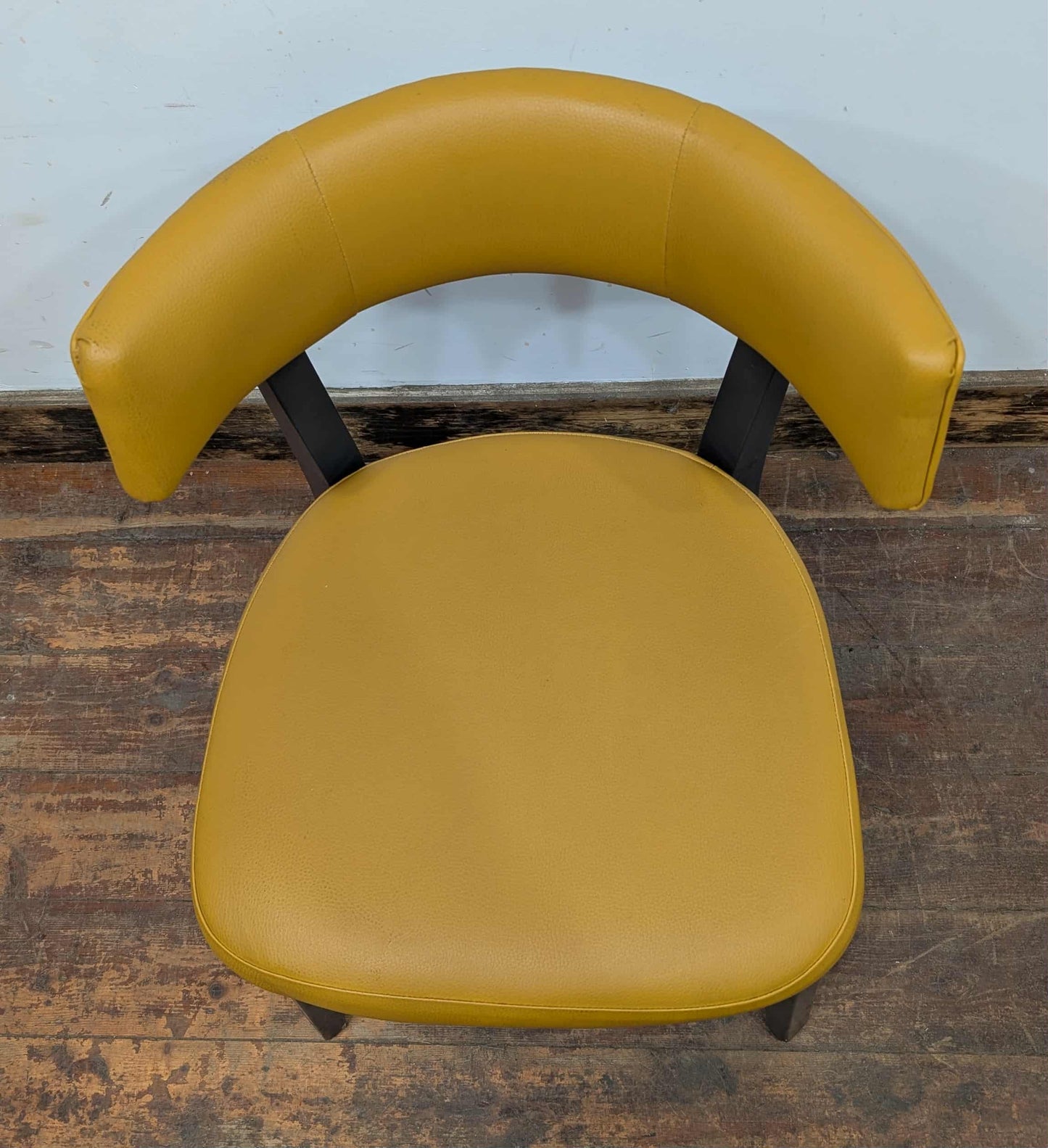 Set of 4 mixed colour faux-leather chairs for cafe / pub / restaurant