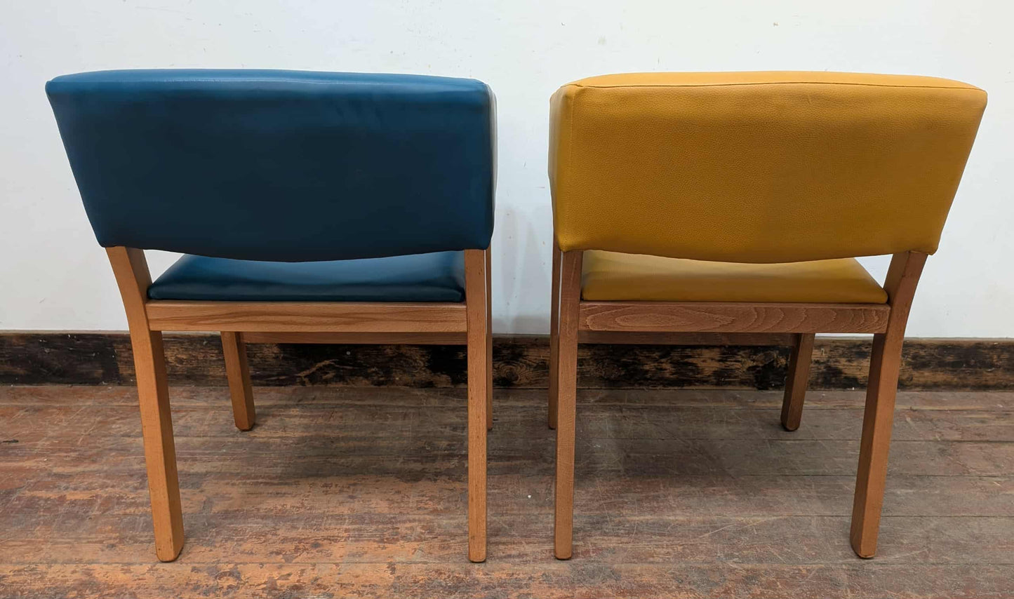 Set of 6 mixed colour faux-leather tub chairs for cafe / pub / restaurant