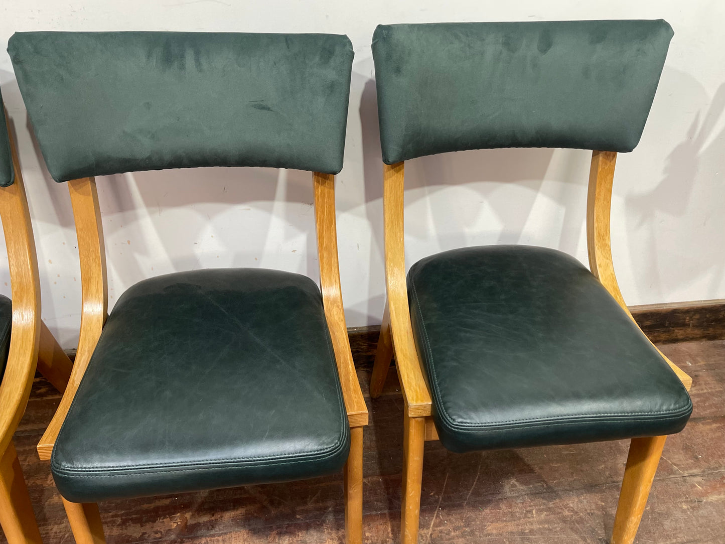 4 stylish green dining chairs for pub / cafe / restaurant