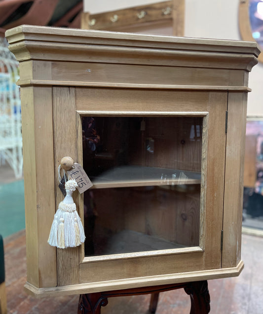 Antique corner unit in pine / light wood