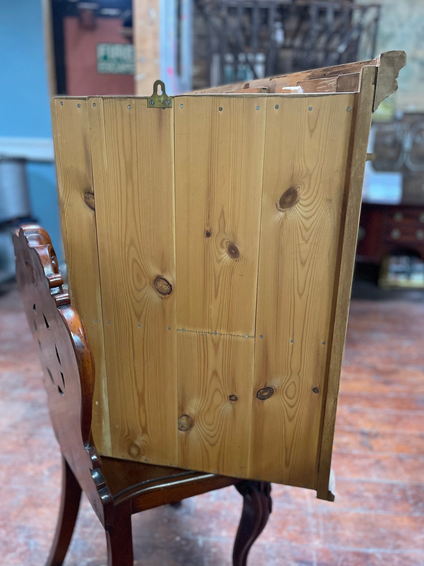 Antique corner unit in pine / light wood