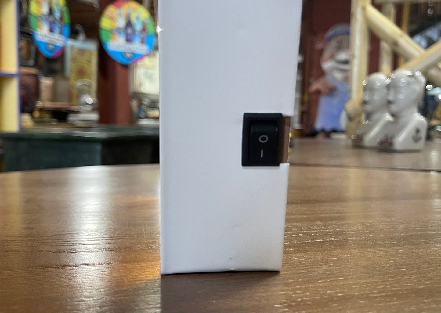 Light up 'Cold Beer' wall sign