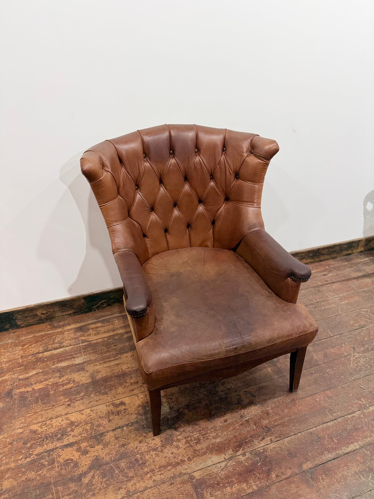 Vintage Style Brown Leather Chesterfield Armchair/Button Back/Wingback Lounge Chair