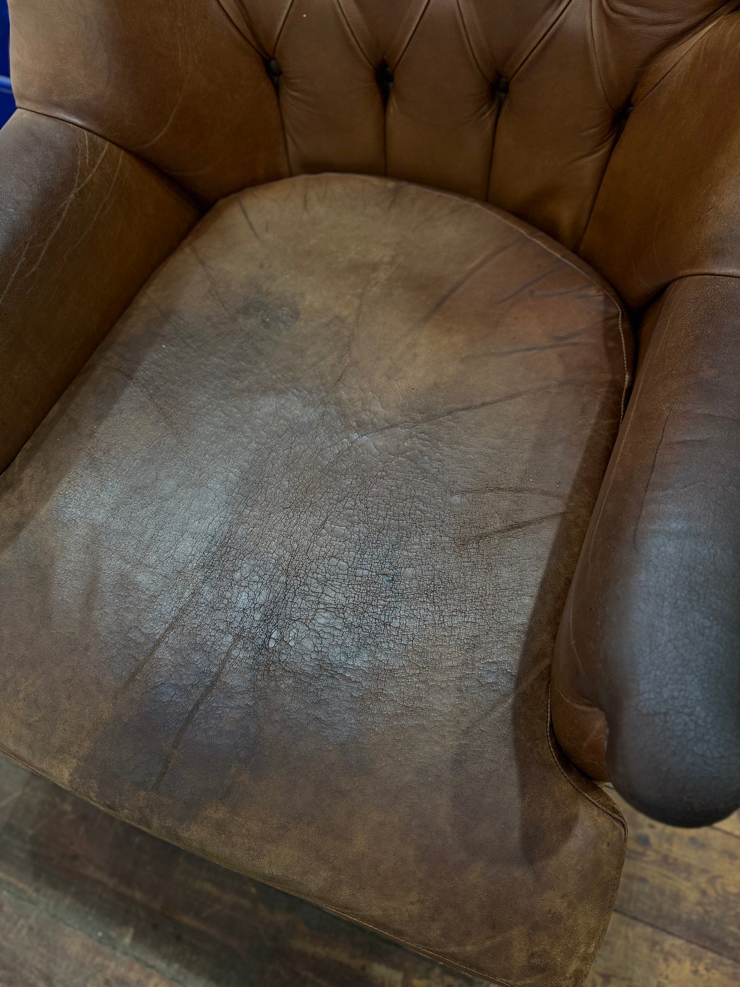 Vintage Style Brown Leather Chesterfield Armchair/Button Back/Wingback Lounge Chair