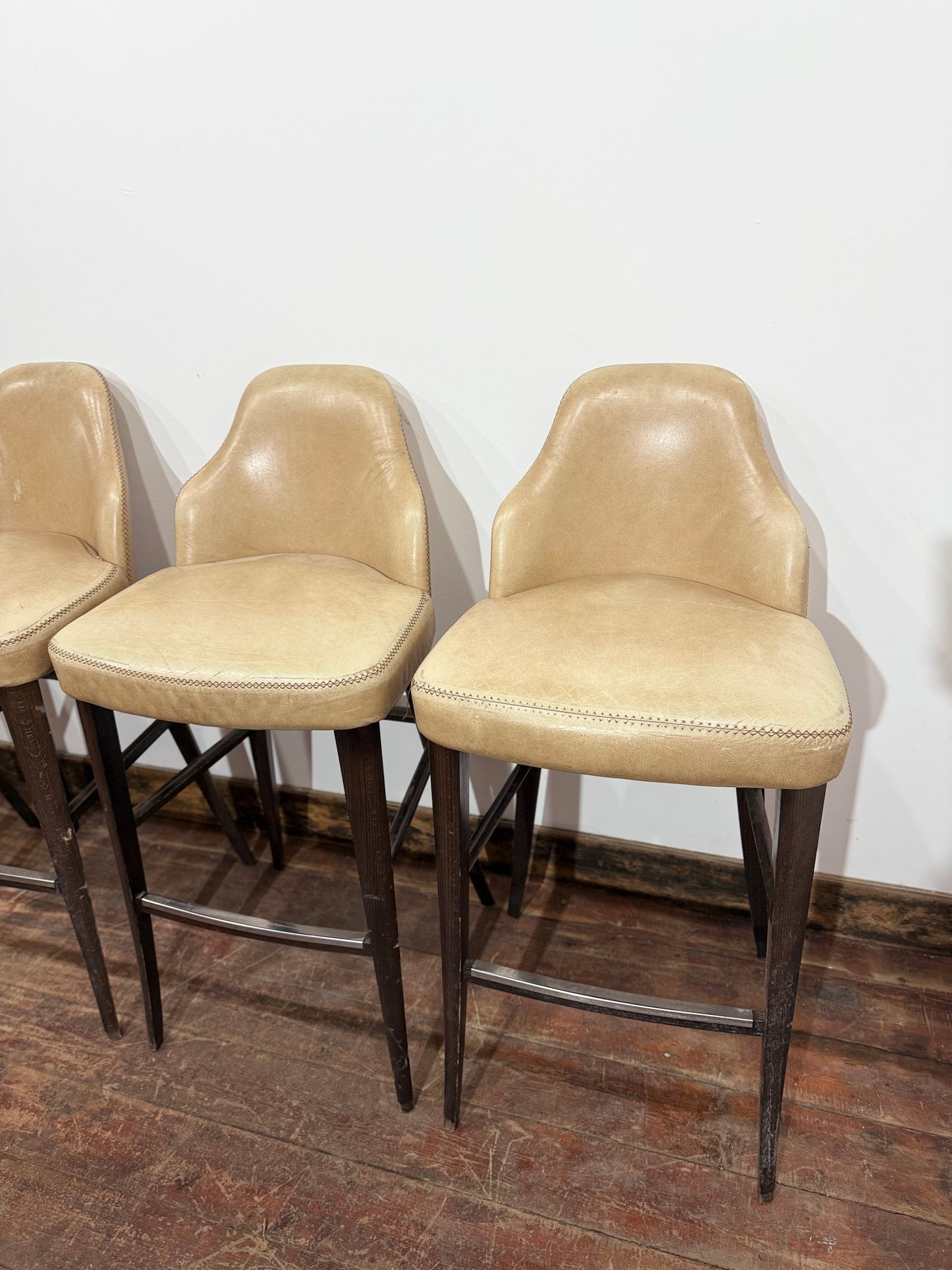 Set of 4 Vintage Real Leather Bar Stools – Tan Leather – Dark Wood Legs