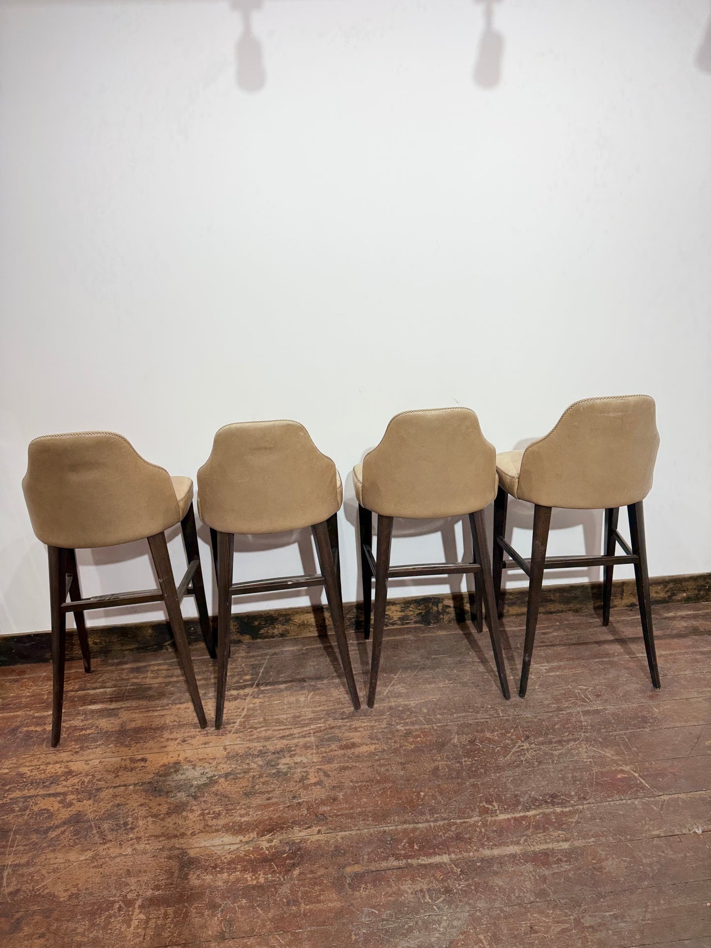 Set of 4 Vintage Real Leather Bar Stools – Tan Leather – Dark Wood Legs