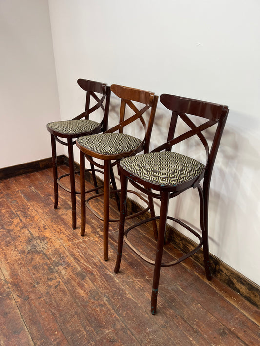 Set of 3 tall bar stools with backrests and fabric seats