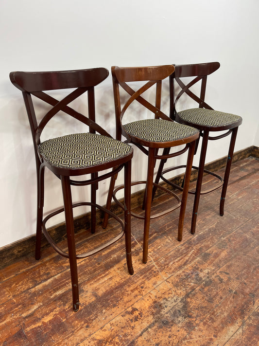 Set of 3 tall bar stools with backrests and fabric seats