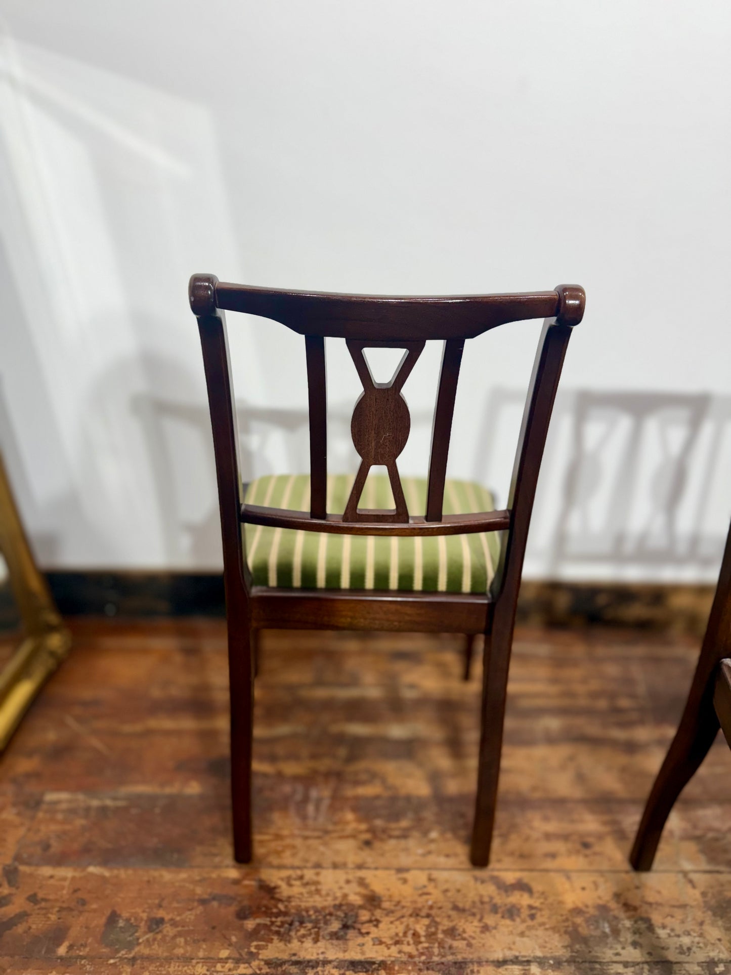 Set of 8 Dark Oak Dining Chairs/Green Striped Upholstery/6 Chairs 2 Armchairs