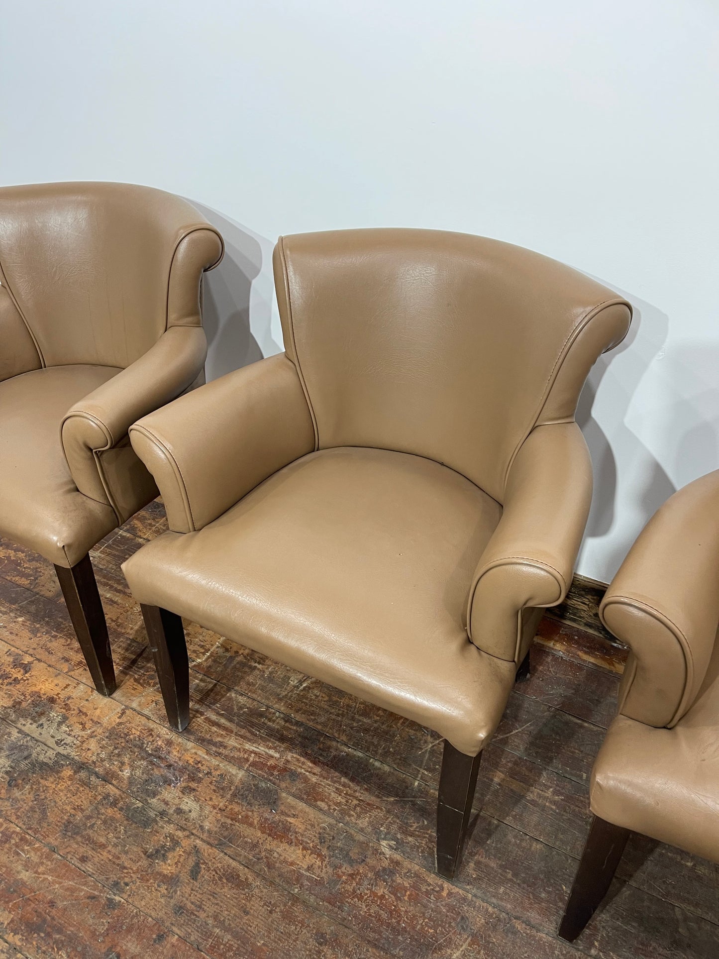 Set of 3 matching dining chairs in light brown faux-leather