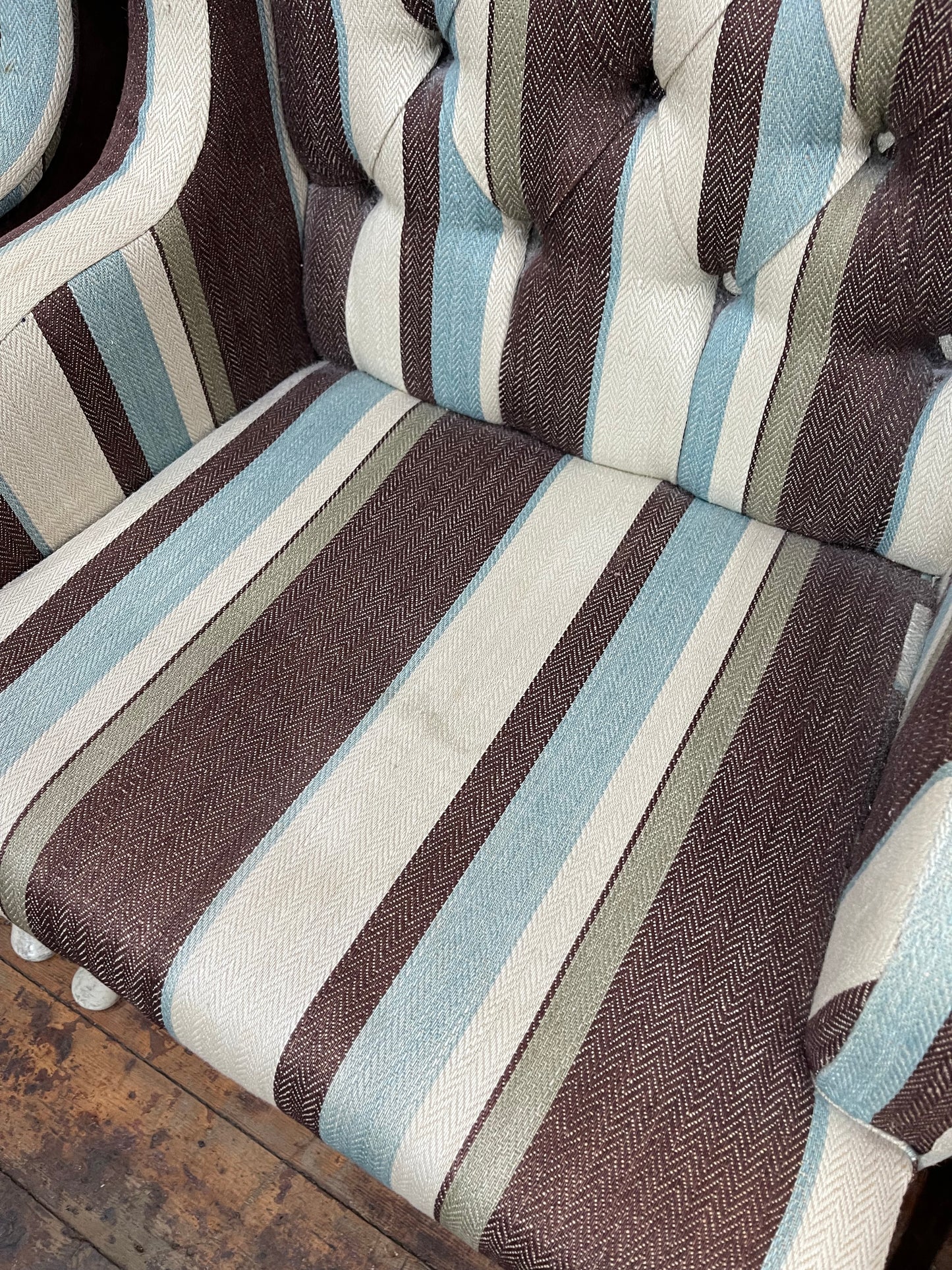 Matching set of 7 Chesterfield style dining chairs in striped fabric