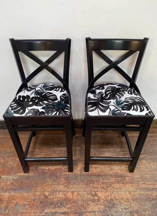 Pair of mid height bar stools