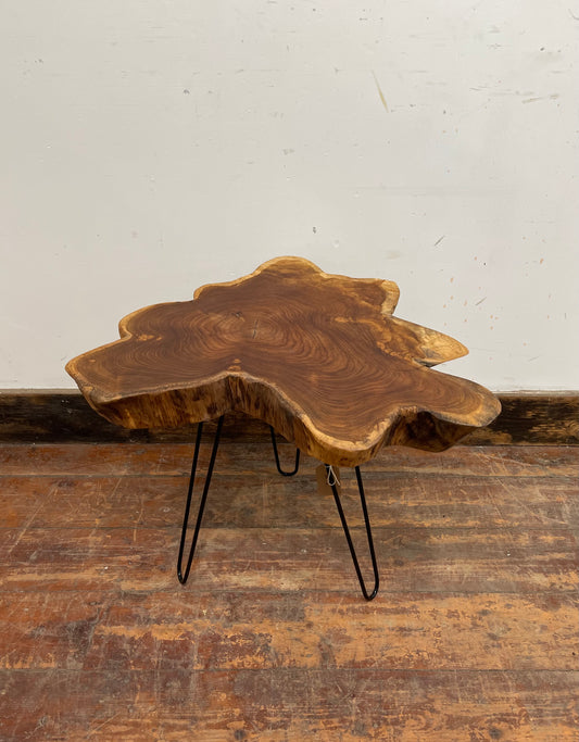 Root wood side table with metal legs (2 of 2)