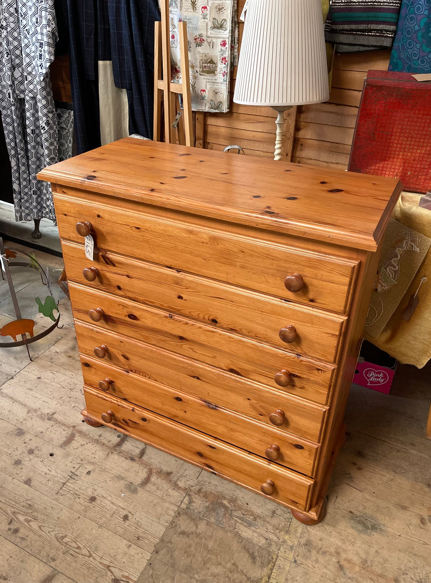 Small pine chest of drawers