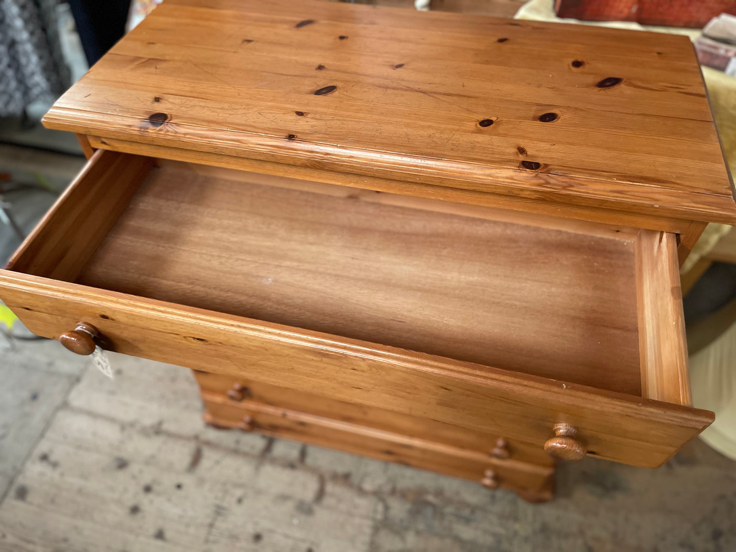 Small pine chest of drawers