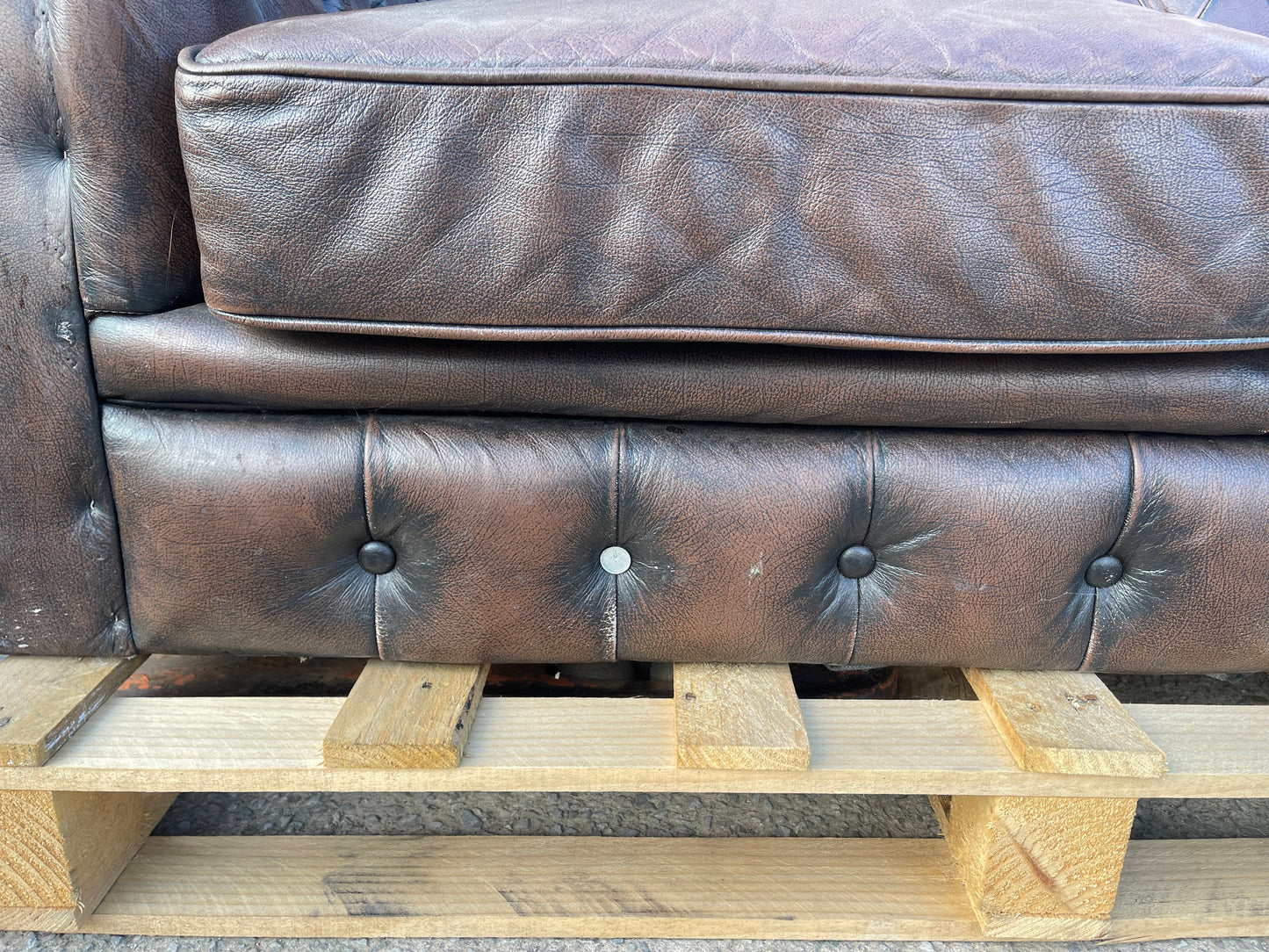 Brown leather 2 seater Chesterfield sofa