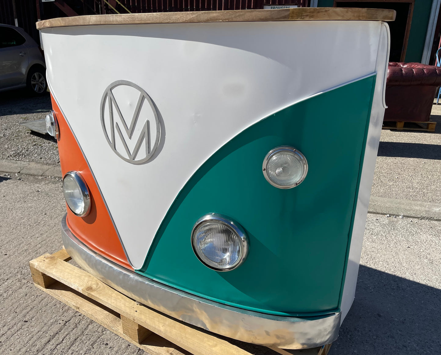 Ex-display retro camper van bar unit orange & green (1 of 2)