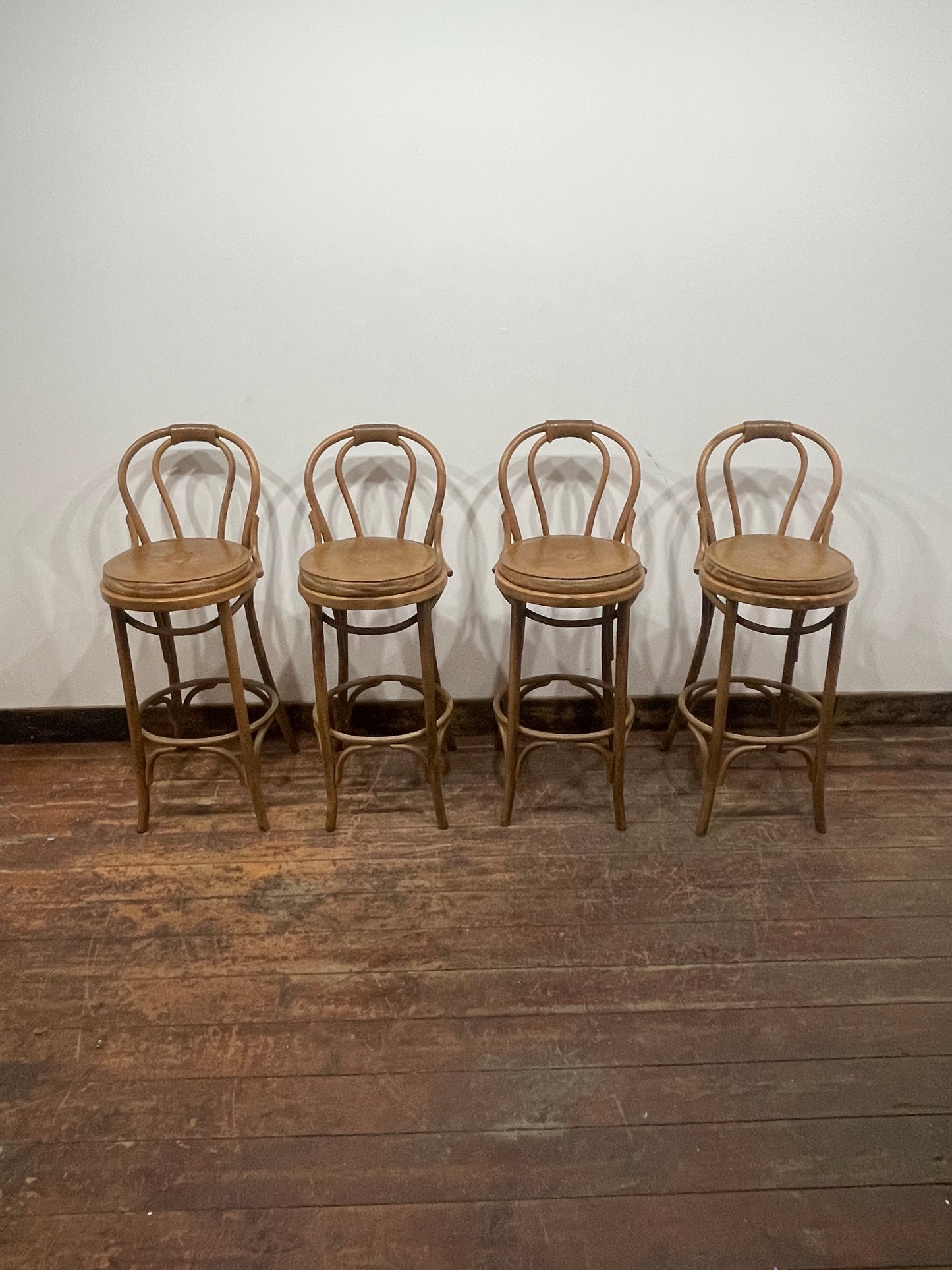 Set of 4 Bentwood Bar Stools Brown Leather Seats / Café Pub Bar Furniture