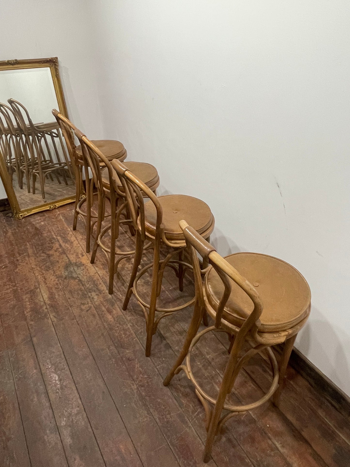 Set of 4 Bentwood Bar Stools Brown Leather Seats / Café Pub Bar Furniture