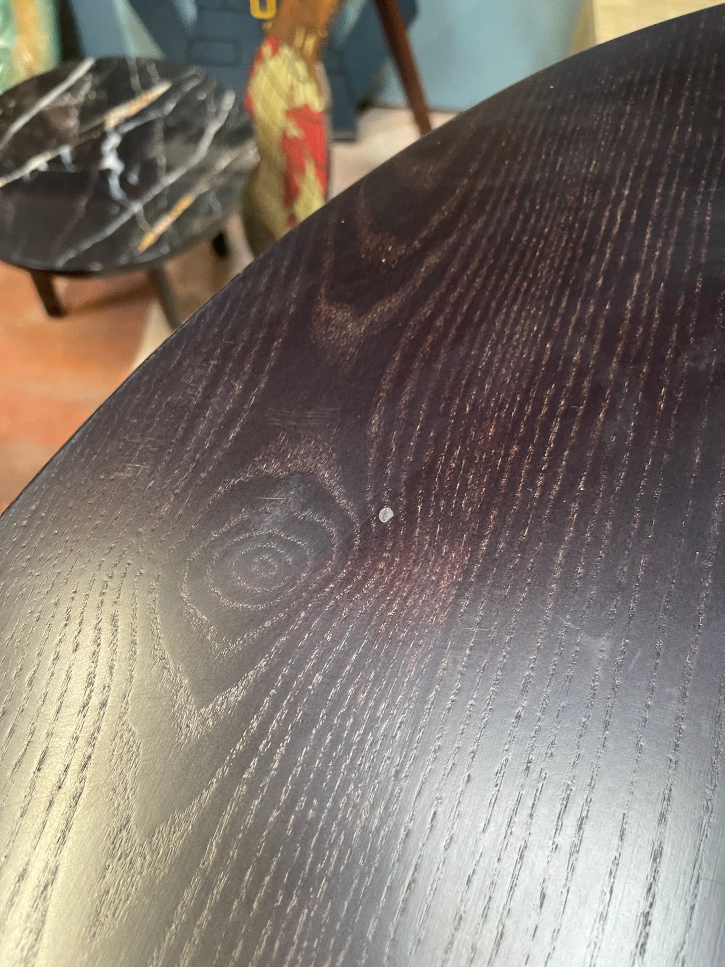 Oval wood poseur table