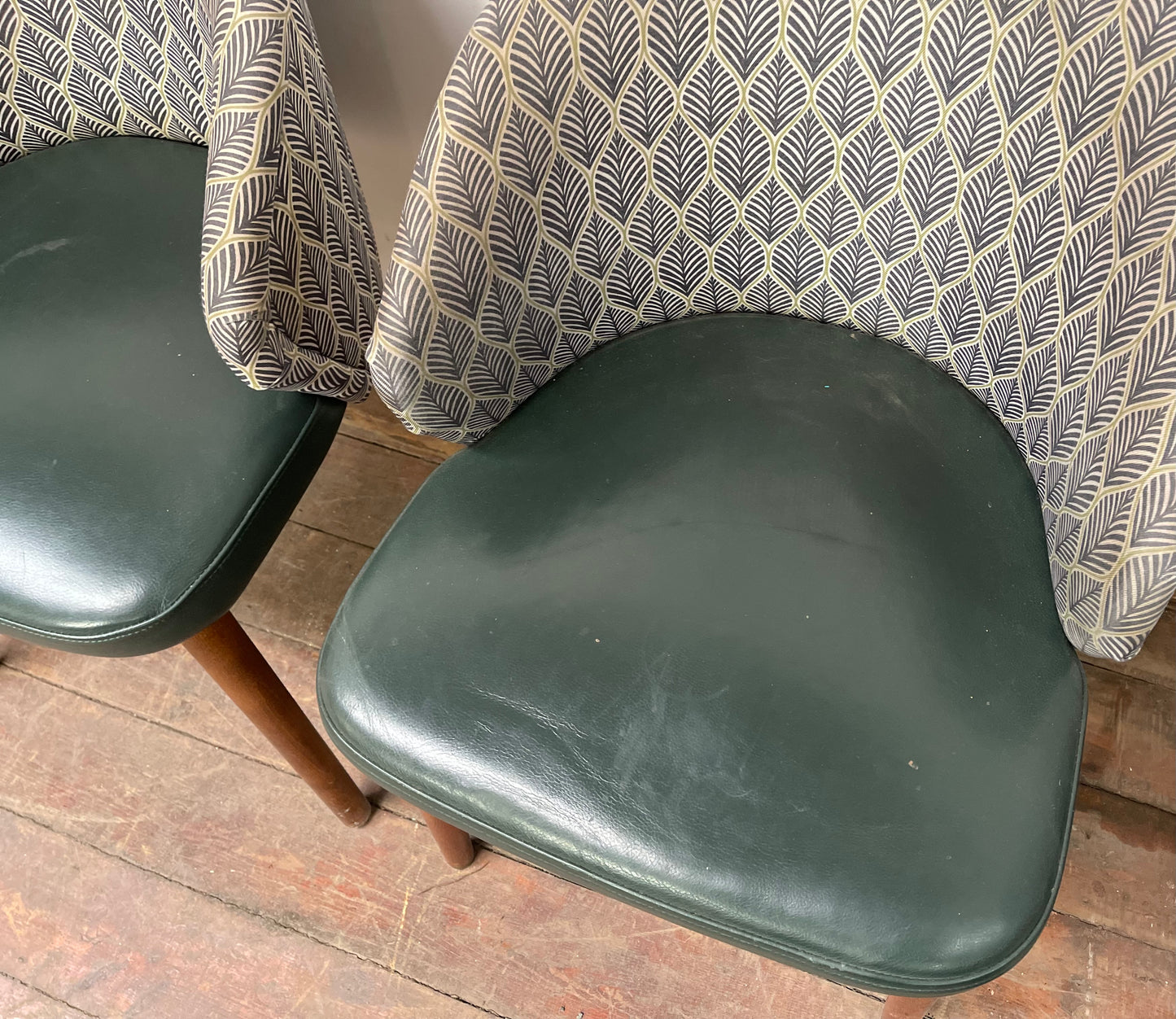Matching set of 5 fabric and faux leather dining / pub chairs