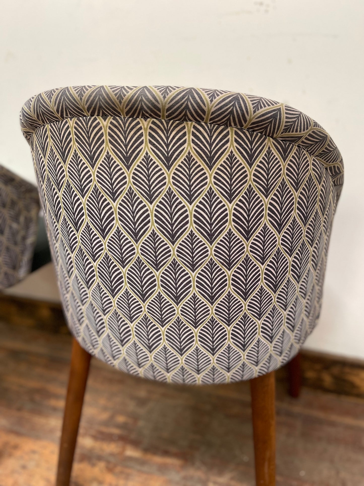 Matching set of 5 fabric and faux leather dining / pub chairs